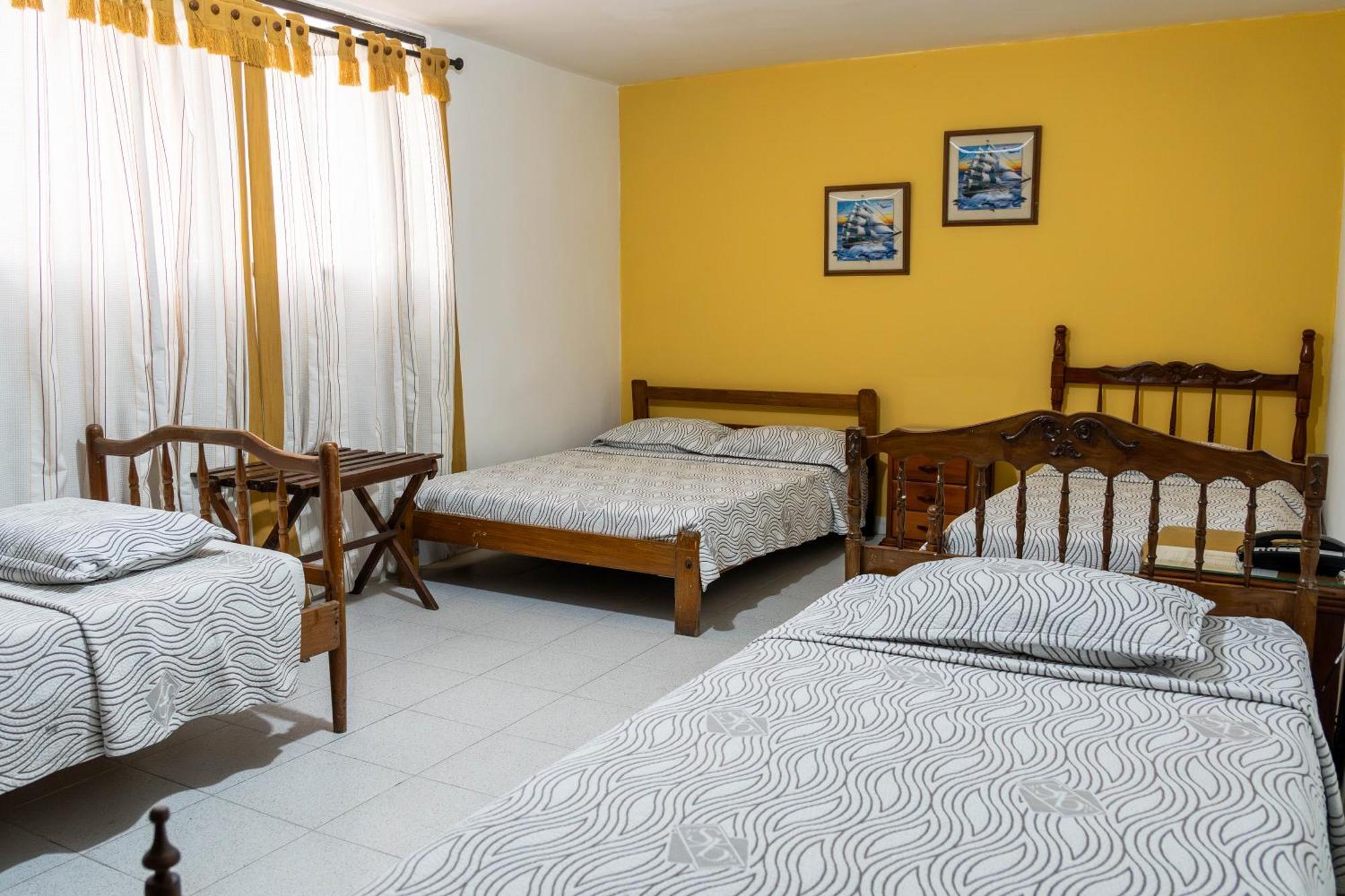 Hotel Veleros Cartagena ภายนอก รูปภาพ