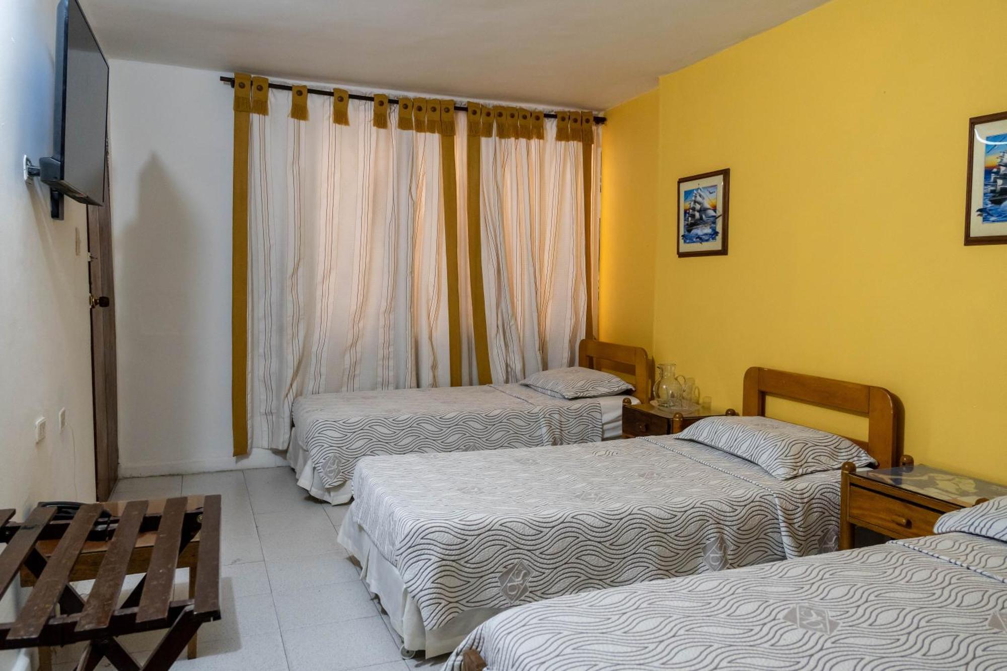 Hotel Veleros Cartagena ภายนอก รูปภาพ
